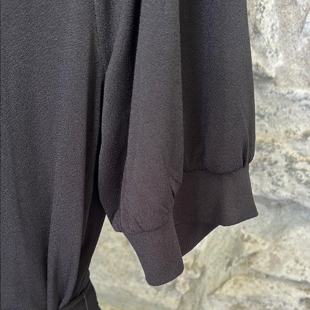Button Front Capri Jumpsuit - Picture 4 of 8